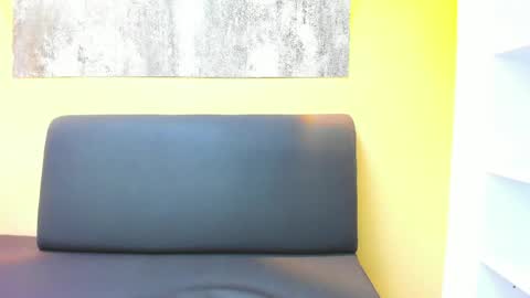 zane online show from April 11, 12:53 pm