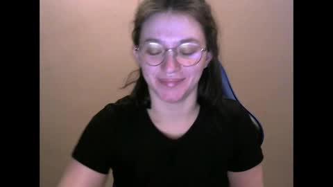 Snapshot of zara_golden chatting on February 14, 2:28 am chaturcum online show from February 14, 2:28 am