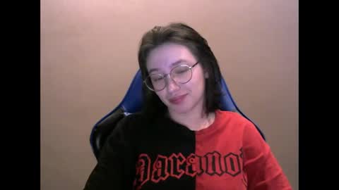 Snapshot of zara_golden chatting on February 19, 3:06 am chaturcum online show from February 19, 3:06 am