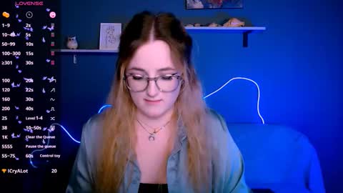 ur kitten 3 online show from October 11, 7:50 pm