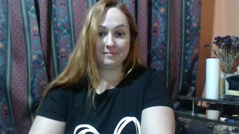 Kate. if im not here im here foxy red333 online show from December 2, 4:16 pm