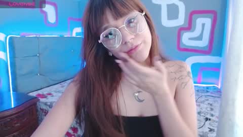 Snapshot of zara_sin chatting on October 1, 12:26 pm Zara online show from October 1, 12:26 pm