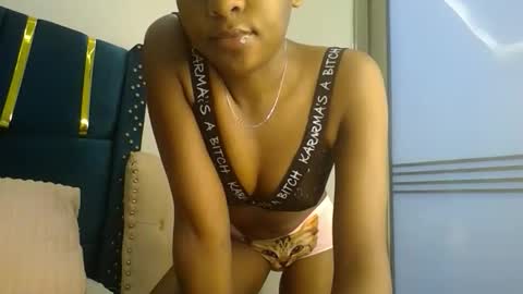 zariah online show from April 17, 9:50 pm