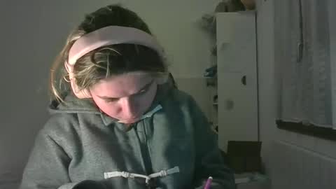 zazbella online show from February 21, 10:57 pm