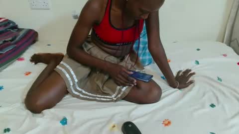 zuu online show from February 6, 9:28 pm