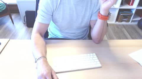 zeigmalwie online show from December 16, 9:46 am