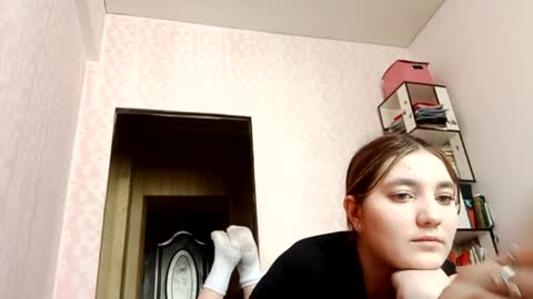 zeniabrossoit online show from March 28, 8:27 am