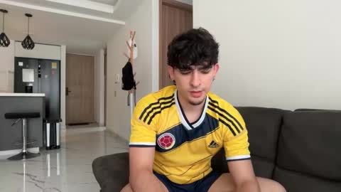 Zenn online show from January 14, 8:39 pm