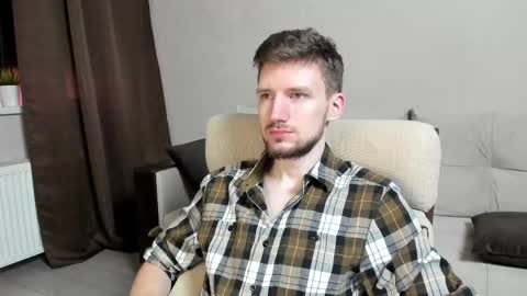 Andrew online show from February 12, 4:44 am