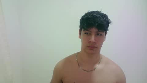 zeus_183 online show from March 12, 3:21 am