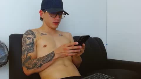 zeus online show from June 13, 12:59 pm