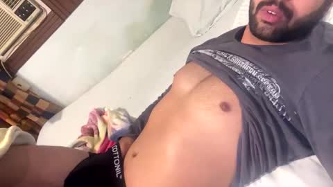 ziadzizi6677 online show from March 27, 11:44 am