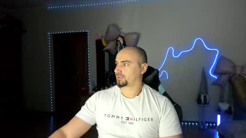 Ziesh online show from March 1, 6:34 pm