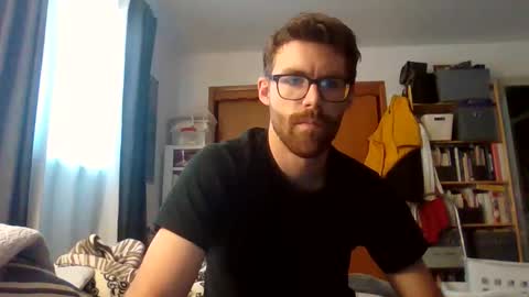 zigzag33333 online show from March 24, 5:30 pm