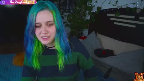 Ziny Cosky online show from November 15, 12:45 am