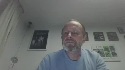 Zippi online show from May 3, 7:09 pm