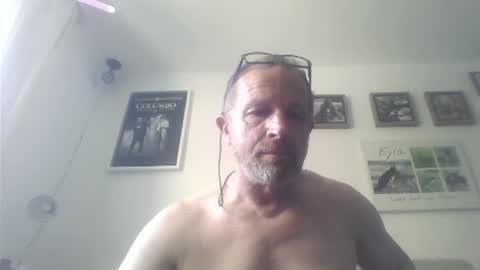 Zippi online show from July 15, 3:28 pm