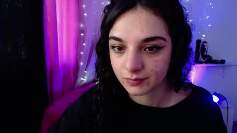 zoe_0111 online show from January 20, 2:25 pm