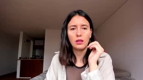 ZOE online show from October 6, 7:42 pm