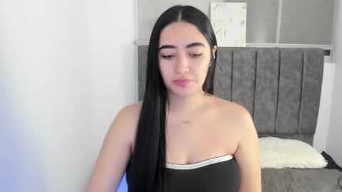 zoe_jones7 online show from October 10, 3:56 am