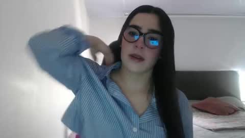 Zoe online show from February 20, 4:20 pm