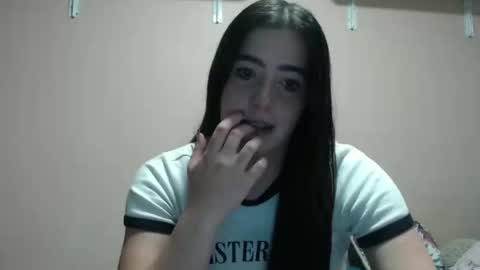 Zoe online show from October 7, 6:37 pm