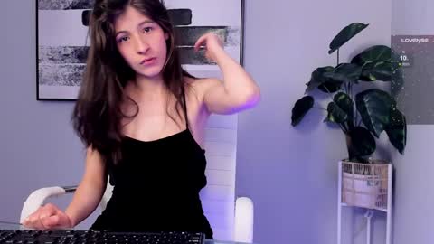 Zoe Olsen online show from February 8, 3:53 pm