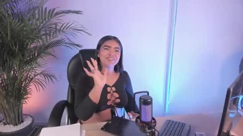 Zoe online show from February 8, 3:32 am