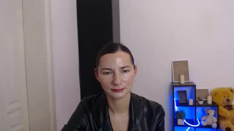 zoe_sweet55 online show from November 7, 8:17 am