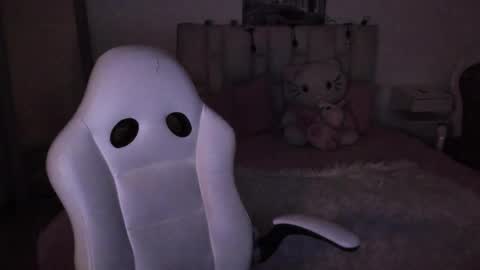 Zoe online show from November 19, 11:31 am