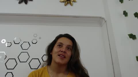 Carolina online show from November 6, 10:13 pm