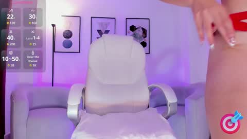 Snapshot of zoee_jackson chatting on February 18, 6:58 pm  zoee jackson online show from February 18, 6:58 pm