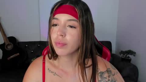 Snapshot of zoee_jackson chatting on September 16, 10:57 pm  zoee jackson online show from September 16, 10:57 pm