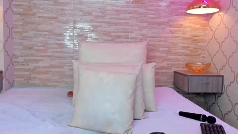 ZoeeSmitth online show from October 2, 12:26 pm