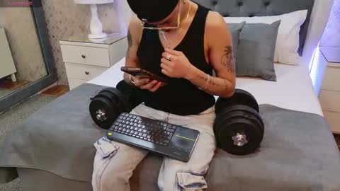 Zoe Krug online show from December 20, 7:21 pm