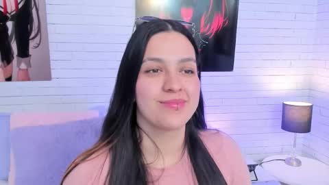 ZOE  online show from October 25, 5:24 pm