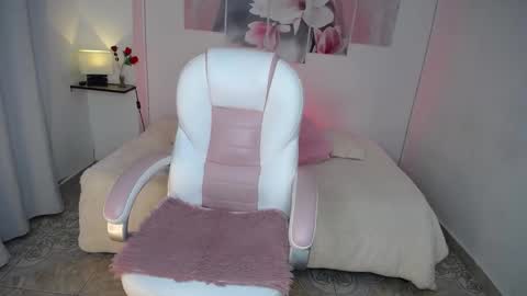 zoey online show from October 24, 10:32 pm