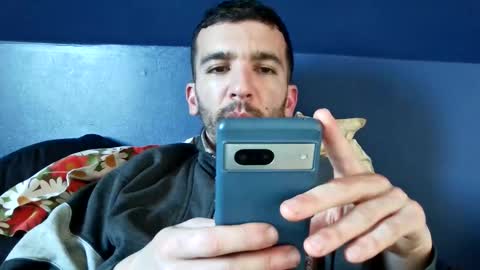 zom online show from April 11, 5:50 pm