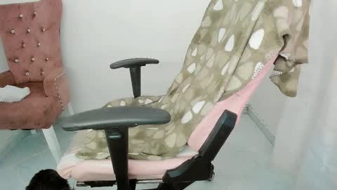 Alicie online show from March 10, 6:01 pm