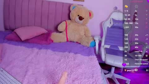 Zoe online show from April 2, 1:51 pm