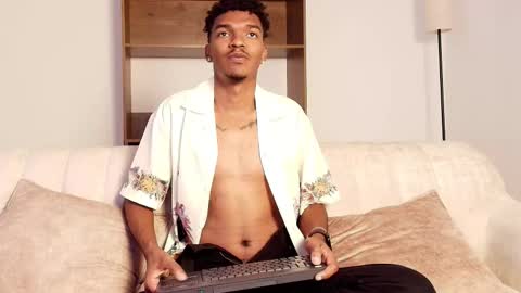 Marcelo Torres online show from October 17, 9:41 pm