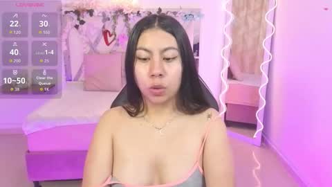 Snapshot of zury_tay chatting on September 21, 11:58 am ZURY online show from September 21, 11:58 am