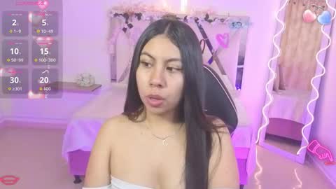 Snapshot of zury_tay chatting on September 24, 12:01 pm ZURY online show from September 24, 12:01 pm