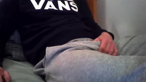 zyggy87 online show from February 8, 8:01 pm