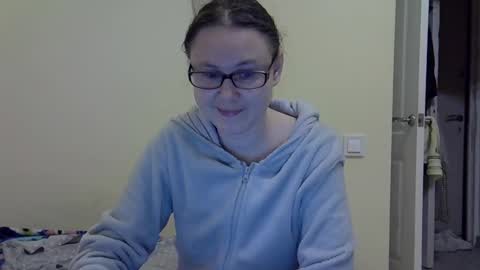 Zyuhre online show from December 1, 8:51 pm