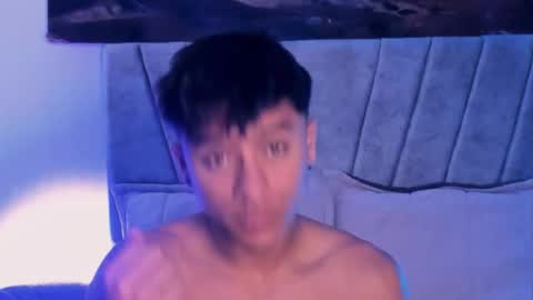 zyzz_1812 online show from October 28, 7:04 pm