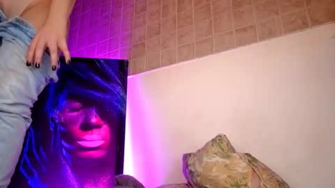 zzarraaa online show from February 24, 9:07 pm