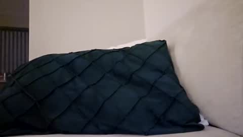 zzxrxx683353 online show from November 29, 6:32 am