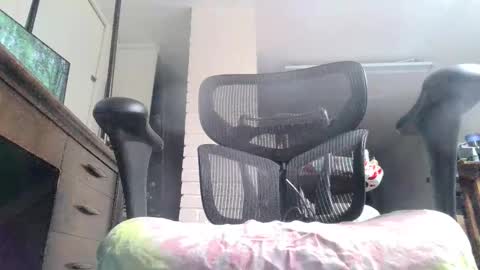 zzzzzbuzz online show from October 25, 4:24 am